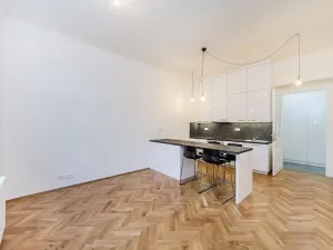 Prodej bytu 2+kk, Praha - Vršovice, Na spojce, 54 m2
