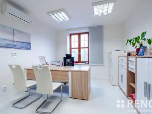 Pronájem kanceláře, Brno, Slovákova, 129 m2