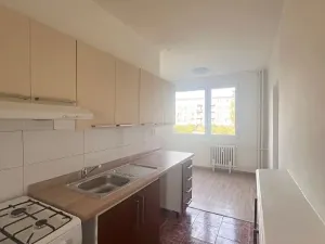 Pronájem bytu 2+1, Klášterec nad Ohří, Královéhradecká, 67 m2