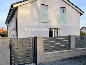 Prodej rodinného domu, Hvozdnice, 144 m2