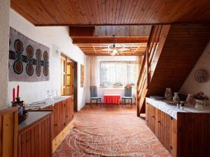 Prodej rodinného domu, Milovice - Benátecká Vrutice, 300 m2