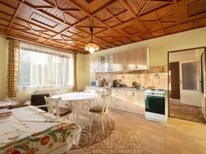 Prodej rodinného domu, Milovice - Benátecká Vrutice, 300 m2