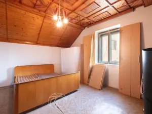 Prodej rodinného domu, Milovice - Benátecká Vrutice, 300 m2