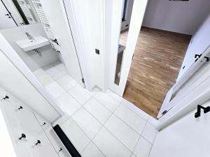 Prodej bytu 1+kk, Praha - Smíchov, Grafická, 30 m2