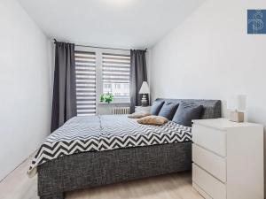 Prodej bytu 3+1, Praha - Újezd nad Lesy, Žárovická, 68 m2