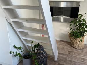 Pronájem bytu 2+kk, Praha - Ruzyně, Zbuzanská, 37 m2