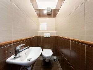 Prodej bytu 2+kk, Praha - Dolní Počernice, Národních hrdinů, 75 m2