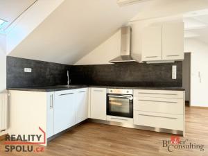 Pronájem bytu 2+kk, Opava - Předměstí, Mařádkova, 55 m2