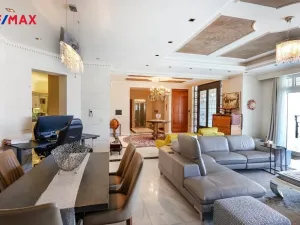 Prodej vily, East Attica Regional Unit,Řecko, 1285 m2