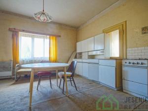 Prodej rodinného domu, Supíkovice, 530 m2