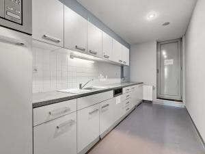 Pronájem kanceláře, Praha - Smíchov, Karla Engliše, 1040 m2