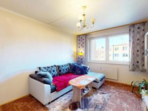 Prodej bytu 3+1, Klášterec nad Ohří - Miřetice u Klášterce nad Ohří, Žitná, 72 m2