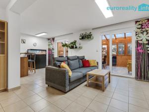 Prodej rodinného domu, Jinočany, Smetanova, 157 m2