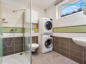 Prodej rodinného domu, Jinočany, Smetanova, 157 m2