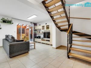 Prodej rodinného domu, Jinočany, Smetanova, 157 m2