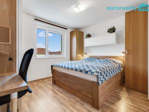 Prodej rodinného domu, Jinočany, Smetanova, 157 m2