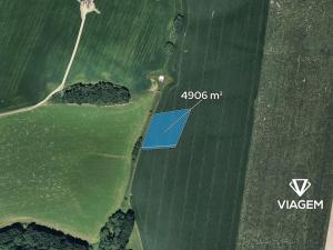 Prodej podílu pole, Hvozdná, 2453 m2