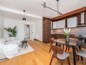 Prodej bytu 5+kk, Praha - Vinohrady, Chodská, 139 m2