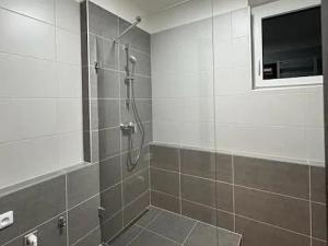 Pronájem bytu 3+kk, Praha - Prosek, Letňanská, 83 m2