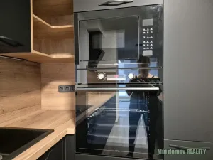 Pronájem bytu 3+kk, Praha - Prosek, Čakovická, 83 m2