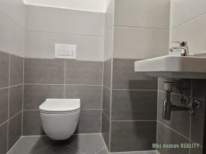 Pronájem bytu 3+kk, Praha - Prosek, Čakovická, 83 m2