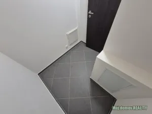 Pronájem bytu 3+kk, Praha - Prosek, Čakovická, 83 m2