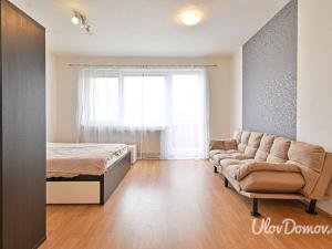 Prodej bytu 1+kk, Praha - Horní Měcholupy, Modenská, 35 m2