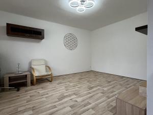 Pronájem bytu 2+kk, Ostrava - Poruba, Španielova, 55 m2