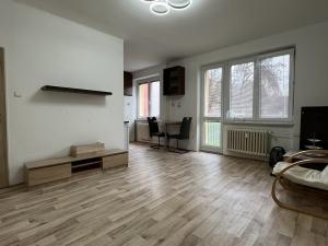 Pronájem bytu 2+kk, Ostrava - Poruba, Španielova, 55 m2