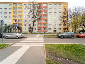 Pronájem bytu 2+1, Praha - Břevnov, Brunclíkova, 53 m2