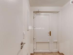 Pronájem bytu 2+kk, Opava - Komárov, Podvihovská, 46 m2