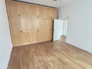 Pronájem bytu 2+kk, Praha - Holešovice, Umělecká, 58 m2
