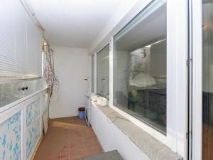 Pronájem bytu 3+1, Praha - Čimice, Chvatěrubská, 71 m2