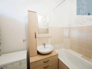 Pronájem bytu 2+kk, Praha - Krč, Humpolecká, 44 m2