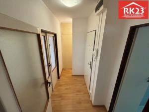 Pronájem bytu 1+kk, Praha - Bohnice, Štětínská, 39 m2