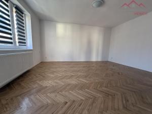 Pronájem bytu 2+1, Chomutov, Kadaňská, 60 m2