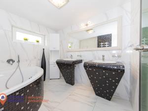 Prodej rodinného domu, Všemina, 286 m2