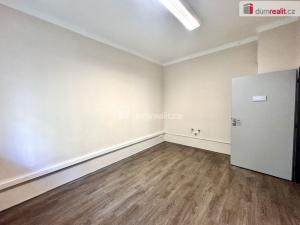 Pronájem obchodního prostoru, Praha - Vinohrady, Bělehradská, 397 m2