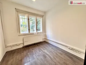 Pronájem obchodního prostoru, Praha - Vinohrady, Bělehradská, 411 m2