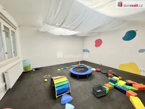 Pronájem obchodního prostoru, Praha - Vinohrady, Bělehradská, 411 m2