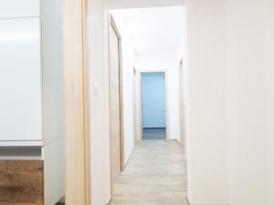 Pronájem bytu 3+1, Hodonín, nám. Osvobození, 74 m2