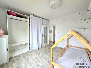 Pronájem bytu 3+1, Znojmo, Pod Soudním vrchem, 70 m2