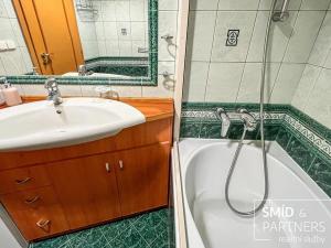 Prodej bytu 3+kk, Praha - Stodůlky, Amforová, 87 m2