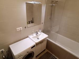 Prodej bytu 2+kk, Hluboká nad Vltavou, Ječná, 55 m2