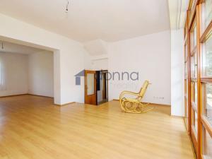 Pronájem rodinného domu, Praha, Nad šejdrem, 252 m2