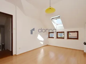 Pronájem rodinného domu, Praha, Nad šejdrem, 252 m2