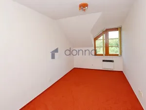 Pronájem rodinného domu, Praha, Nad šejdrem, 252 m2