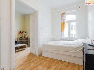 Prodej bytu 2+1, Karlovy Vary, Zeyerova, 52 m2