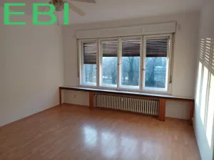 Pronájem bytu 4+1, Praha - Nové Město, Masarykovo nábřeží, 103 m2