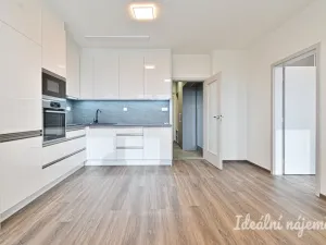 Pronájem bytu 2+kk, Brno - Žebětín, Křepelčí, 47 m2